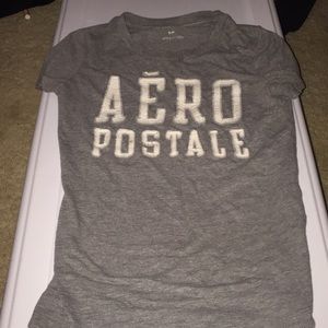 A grey Aeropostale size small girls shirt